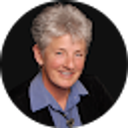 Profile photo of Dawn Mathis