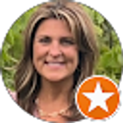 Profile photo of Robin Mangini