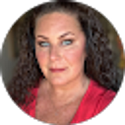 Profile photo of Sabrina Lee