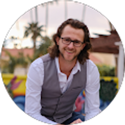 Profile photo of Ted Lindblom