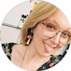 Profile photo of Jess Juola