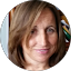 Profile photo of Danielle Gaubert