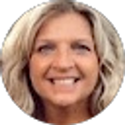 Profile photo of Mary Pomietlo