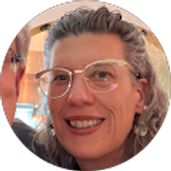 Profile photo of Christine Savides