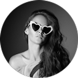 Profile photo of Rebecca Kenyon