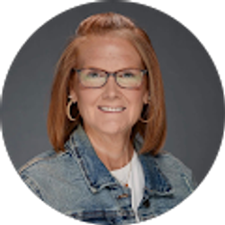 Profile photo of Stephanie Parker