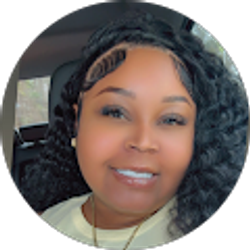 Profile photo of Jasmine Clark