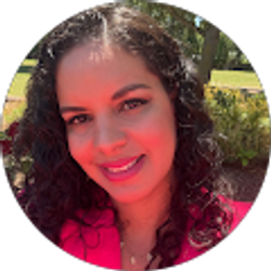 Profile photo of Yalena Betancourt