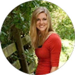 Profile photo of Lindsey Parsons