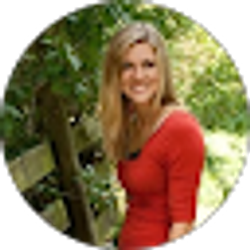 Profile photo of Lindsey Parsons