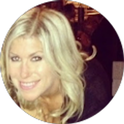 Profile photo of Kristen Holton