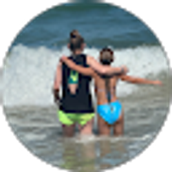 Profile photo of Danielle Hibbs