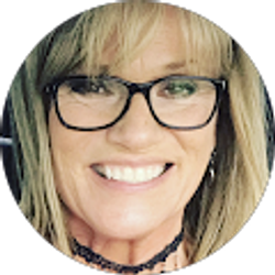 Profile photo of Melinda Holland