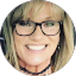 Profile photo of Melinda Holland
