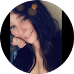 Profile photo of Chloee Luna