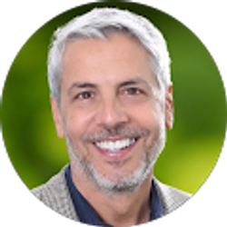 Profile photo of Dean Carvalho