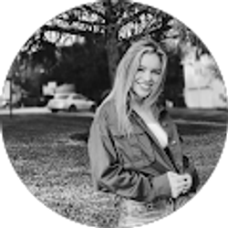 Profile photo of Ashley Palos