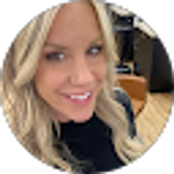 Profile photo of Mary Diekamp