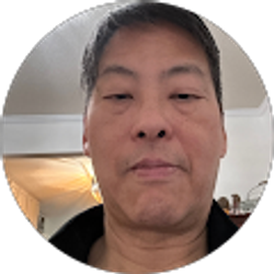 Profile photo of Dennis Huang