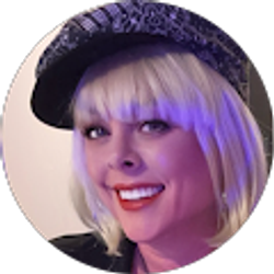 Profile photo of nikki radtke