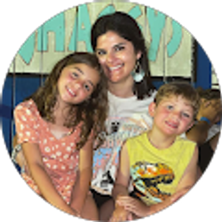 Profile photo of Hollyn Ellis