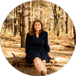 Profile photo of Jasmine Daisy