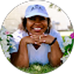 Profile photo of Valerie Talton