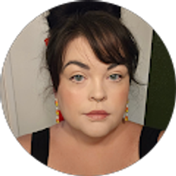 Profile photo of Leslie Hunter