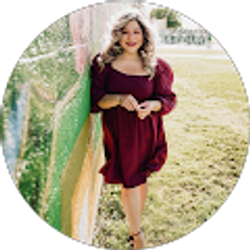 Profile photo of Victoria Macias