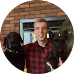 Profile photo of Ethan Farr