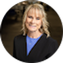Profile photo of Dawn Bello