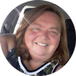 Profile photo of Cindy Larned