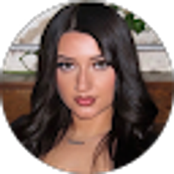 Profile photo of Kayla Kelly