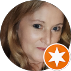 Profile photo of Roxanne Lydon