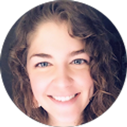 Profile photo of Carrie Lillard