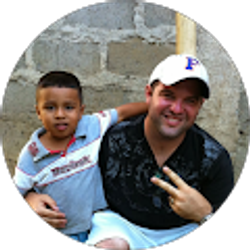 Profile photo of Ryan Hurd