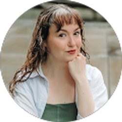 Profile photo of Karlee Perrett