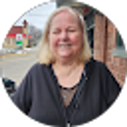 Profile photo of Diane Wallace