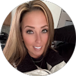 Profile photo of Kayla Asher