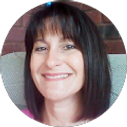 Profile photo of Leigh Anne Phillips