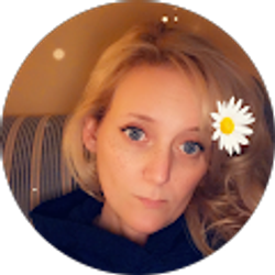 Profile photo of Amy Hartley