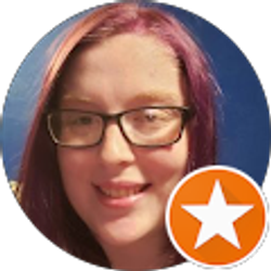 Profile photo of Kelly Lazenby