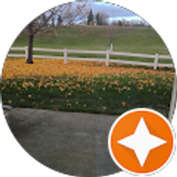 Profile photo of Leslie Voeller