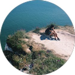 Profile photo of Naomi Toyama