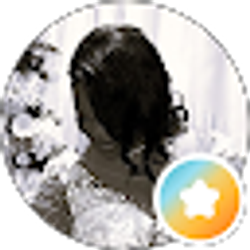 Profile photo of Julia Davis
