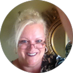 Profile photo of Michelle Richardson