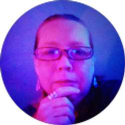 Profile photo of Sandy Garmany