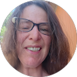 Profile photo of Carolyn