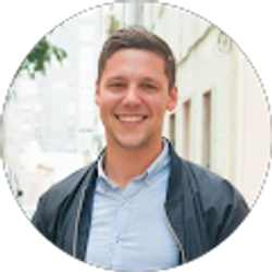 Profile photo of Oscar Davis