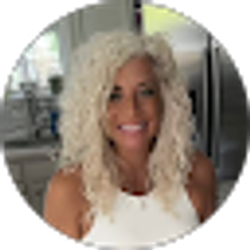 Profile photo of Tracy Meloni